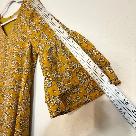 Belongsci Mustard Floral Mini Dress – Boho-Chic Sunshine Style (Size S) - Picture 10 of 16